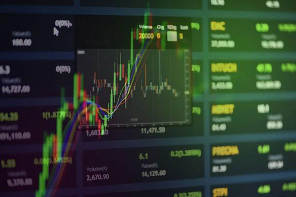 美国就业数据引爆市场，现货黄金重回区间震荡